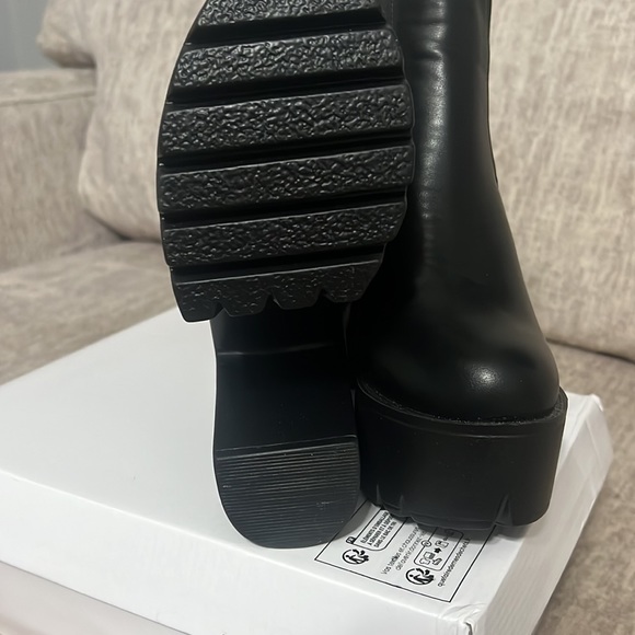 Bootie - Picture 5 of 5